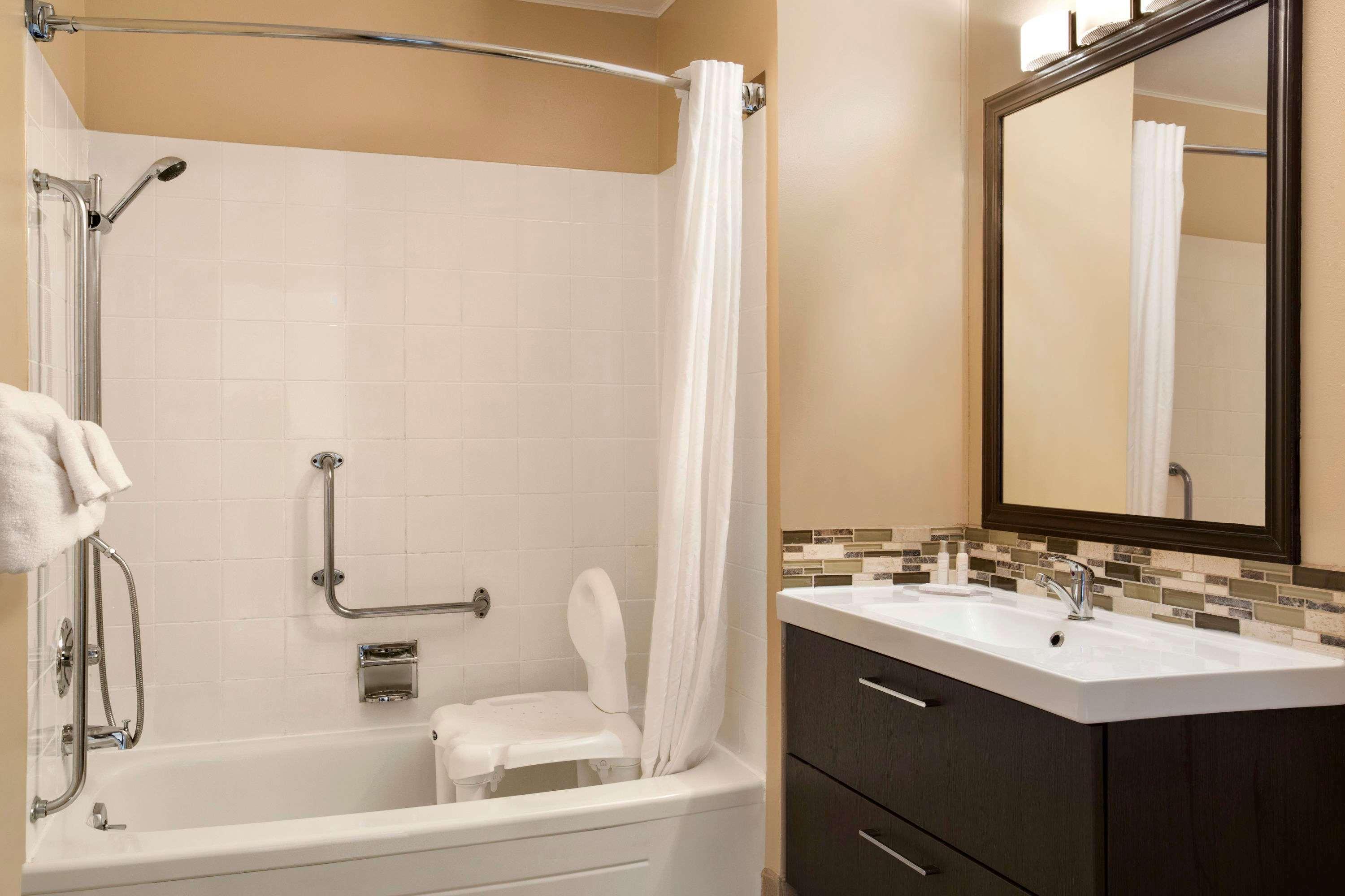 Hotel Travelodge By Wyndham 2*