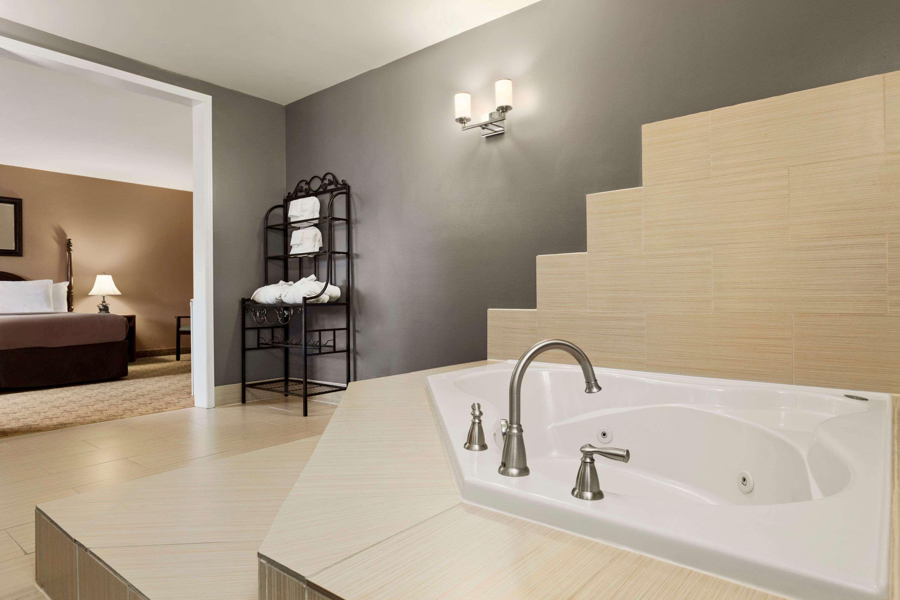 Hotel Travelodge By Wyndham 2*